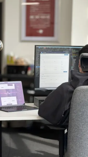 dylan programmeert campagne website voor Gemeente Amsterdam en Ouder-amstel